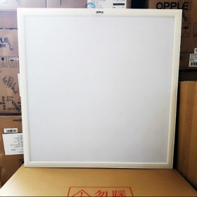欧普照明OPPLE平板灯面板灯朗逸600x600办公室商场嵌入式格栅灯盘